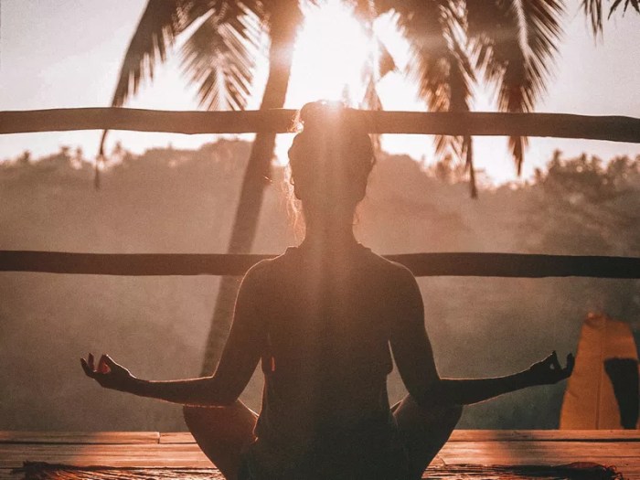 How to Meditate for Unlocking the Power of Present Moment Awareness